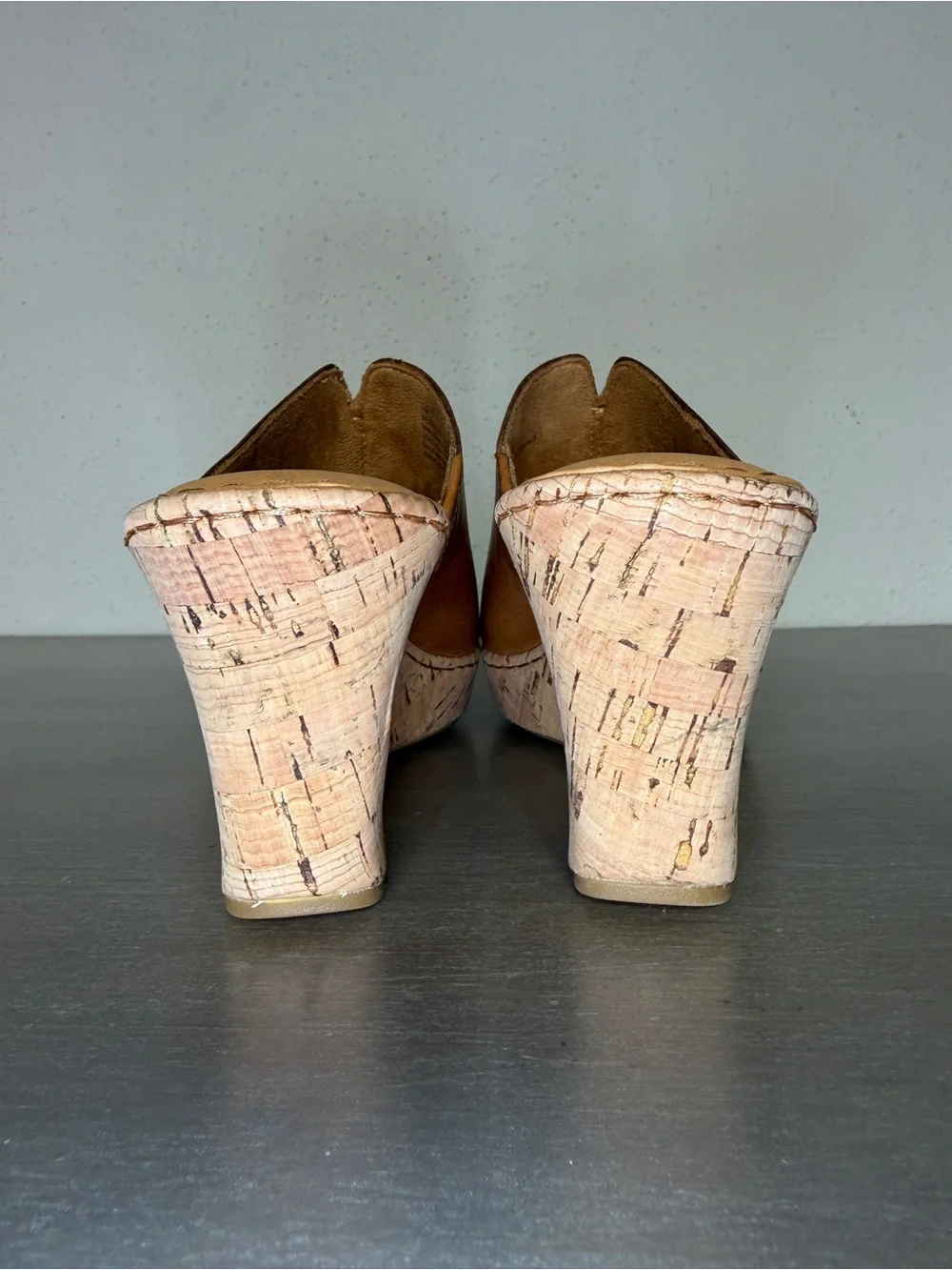 Born Womens Sz 10M Arie Natural Full Grain Leather Platform Wedge Sandals Shoes